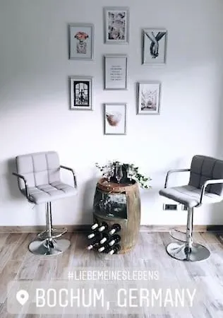 Apartman Ich Komm Aus Dir!